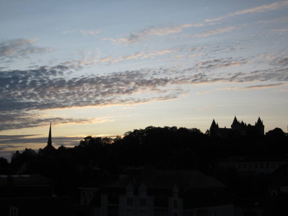 Saumur à l'aube