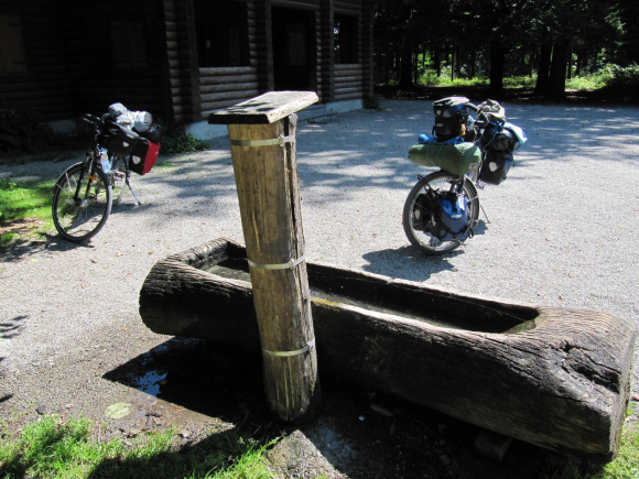 Fontaine et vélos